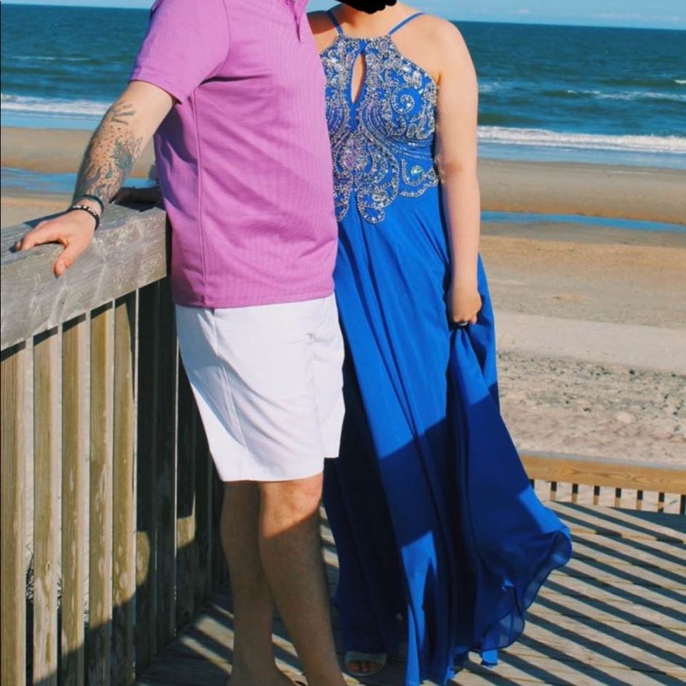 Formal Dress - Picture 6 of 6